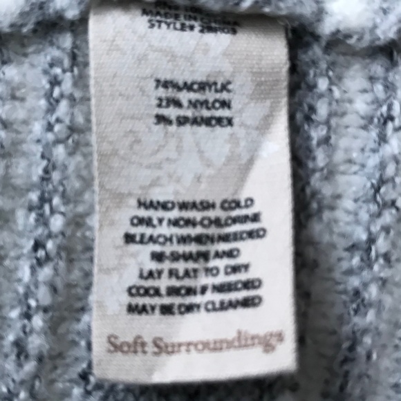 Soft Surroundings Gray, White, & Pink Oversized Sweater,  Size Med - Picture 5 of 5